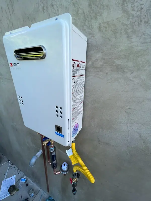 Tankless water heater installation for Palm Springs Panorama homes